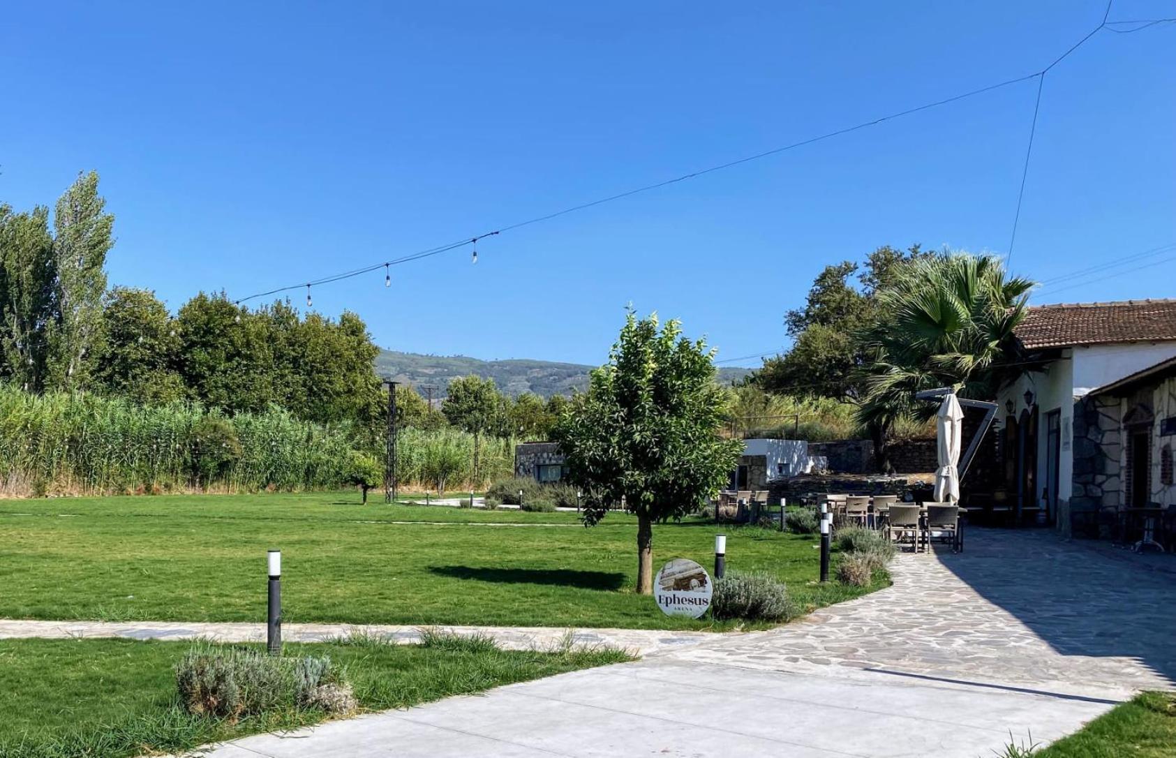Erdem Ciftligi/ Ephesus Arena Apartment Selcuk Exterior photo