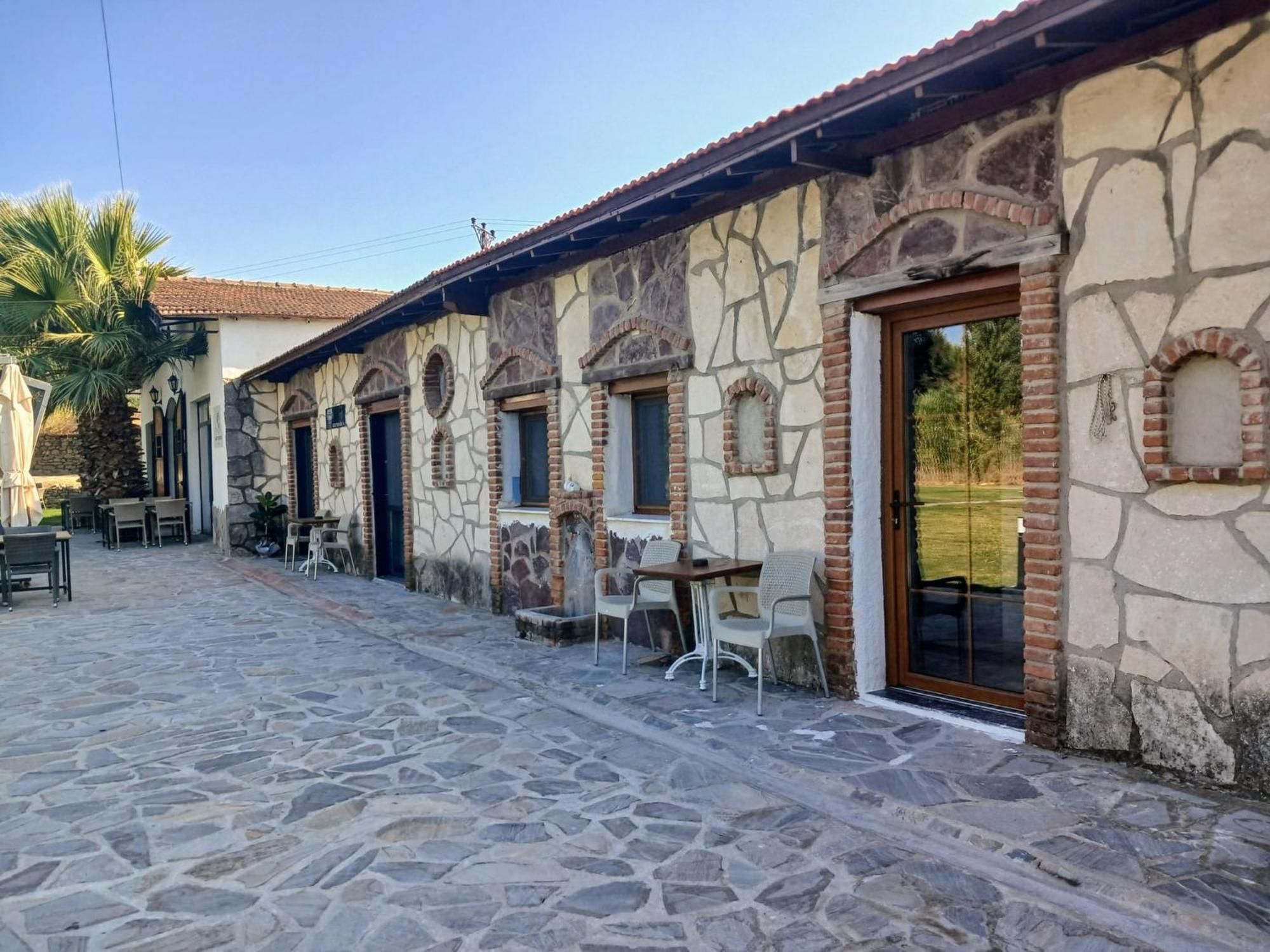 Erdem Ciftligi/ Ephesus Arena Apartment Selcuk Exterior photo